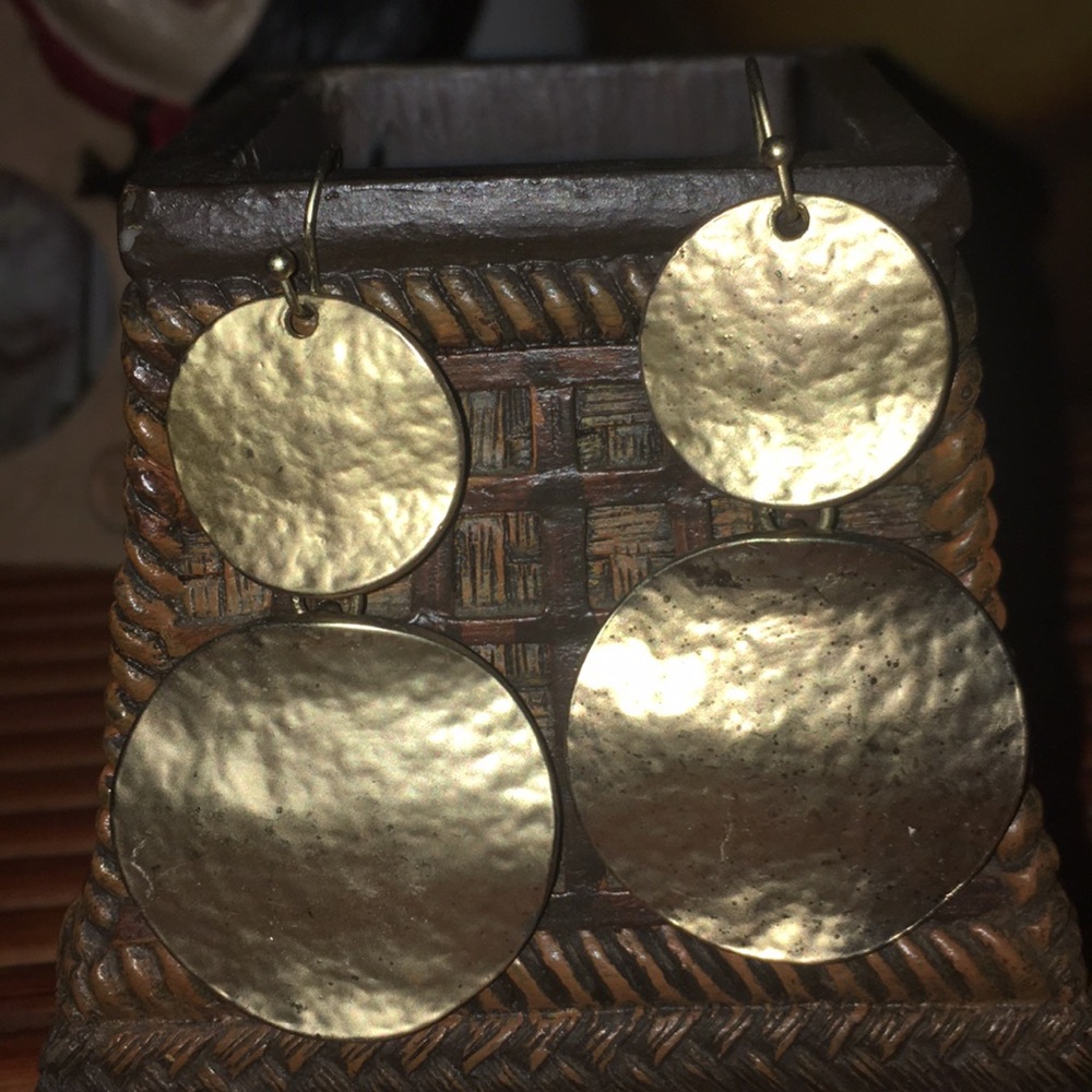 Goldtone dangle earrings